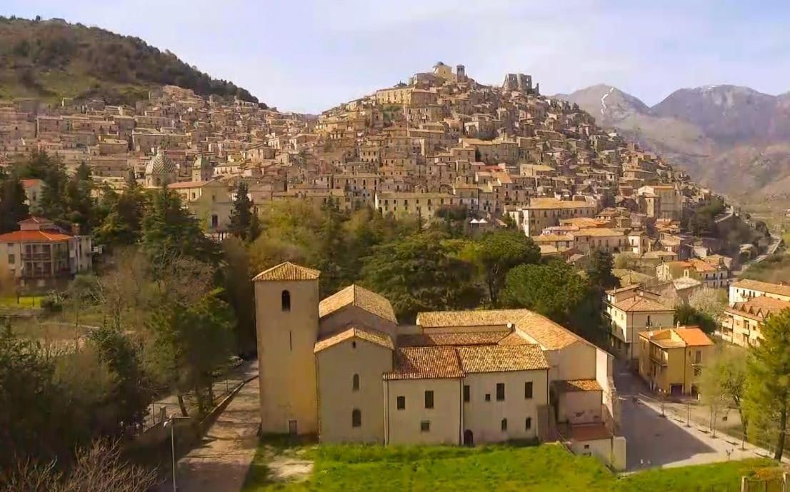 Civico 4 Apartment Castrovillari Exterior foto